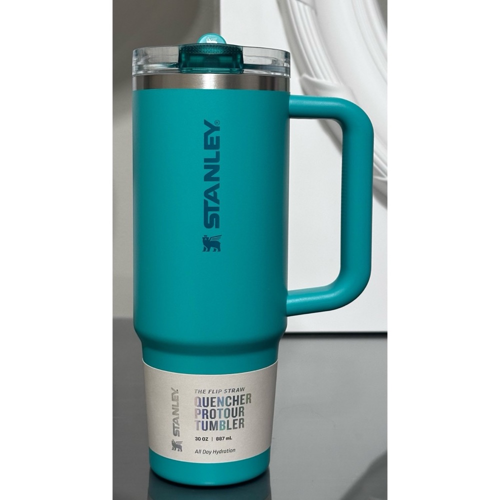 STANLEY QUENCHER PROTOUR‎ FLIP STRAW TUMBLER, 30OZ- GUMDROP GREEN